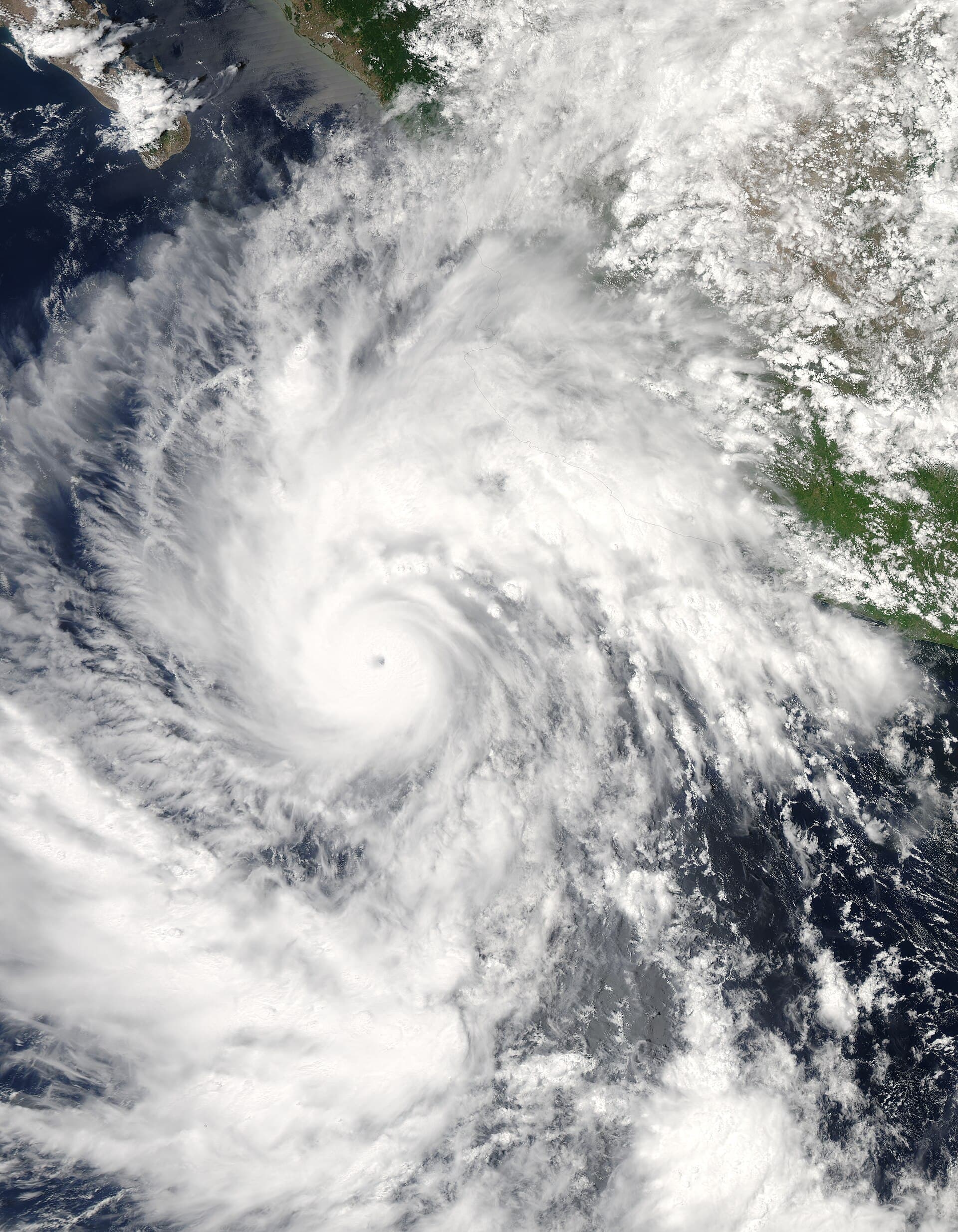 Imagen satelital del huracán Jimena sobre el Pacífico oriental en agosto de 2009.