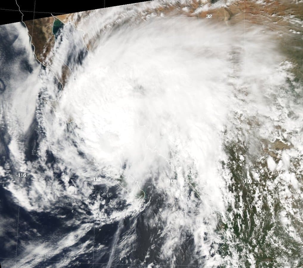 Imagen satelital del huracán Marty en el Golfo de California en septiembre de 2003.